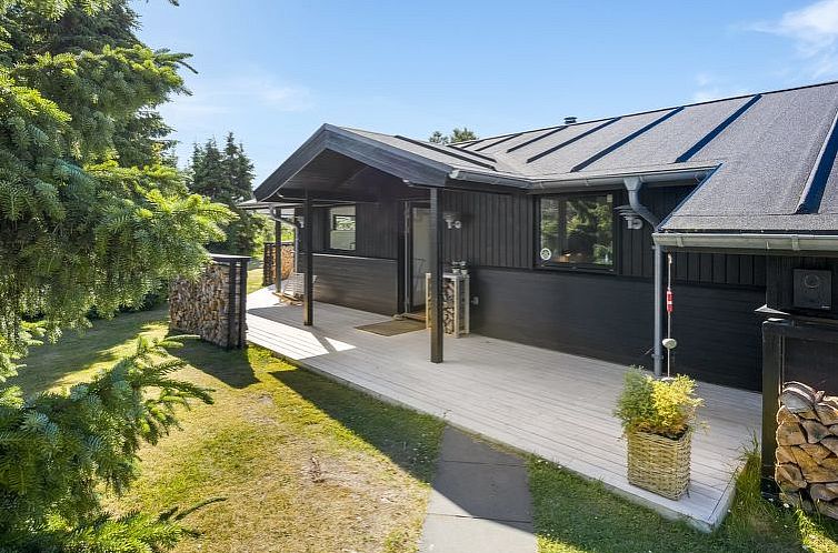 Vakantiehuis "Verner" - 990m from the sea