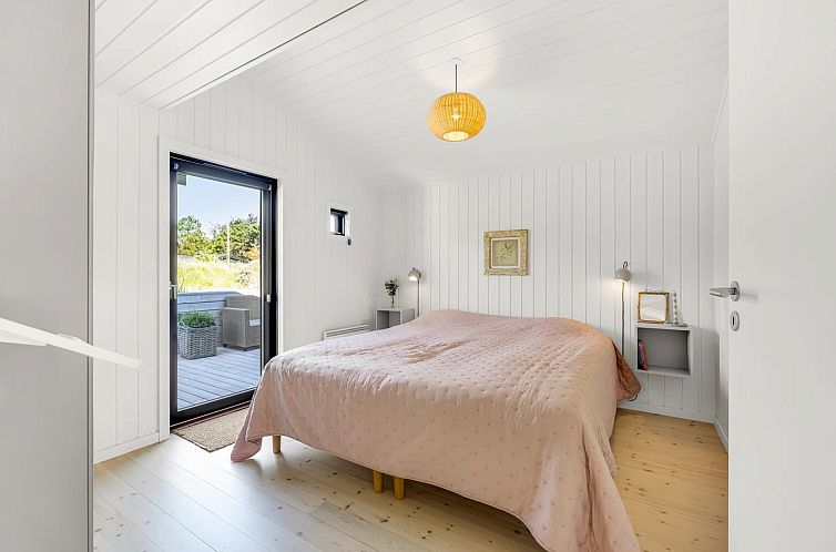 Vakantiehuis "Verner" - 990m from the sea