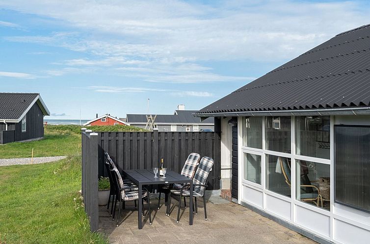 Vakantiehuis "Miroslava" - 140m from the sea