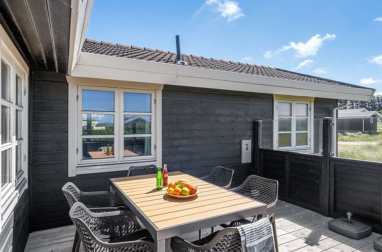 Vakantiehuis "Elea" - 394m from the sea