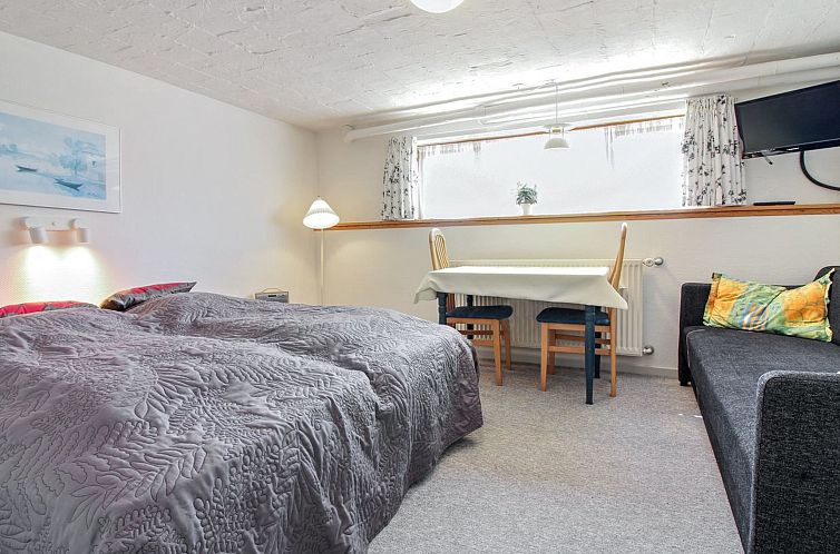 Vakantiehuis "Heilgard" - 500m from the sea