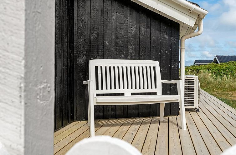 Vakantiehuis "Fanni" - 460m from the sea