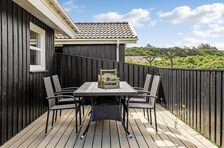 Vakantiehuis "Fanni" - 460m from the sea