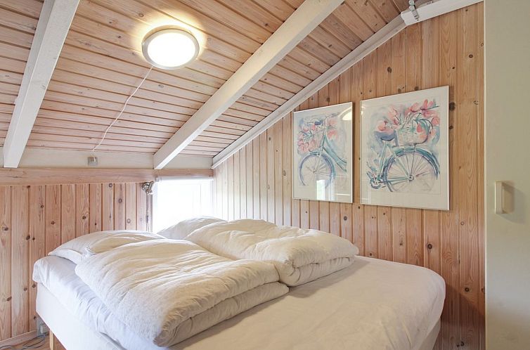 Vakantiehuis "Sixten" - 450m from the sea