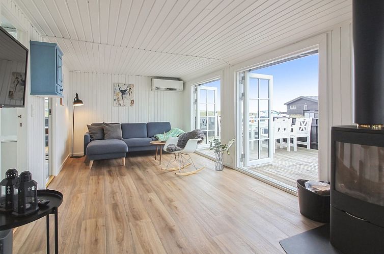 Vakantiehuis "Adina" - 50m from the sea