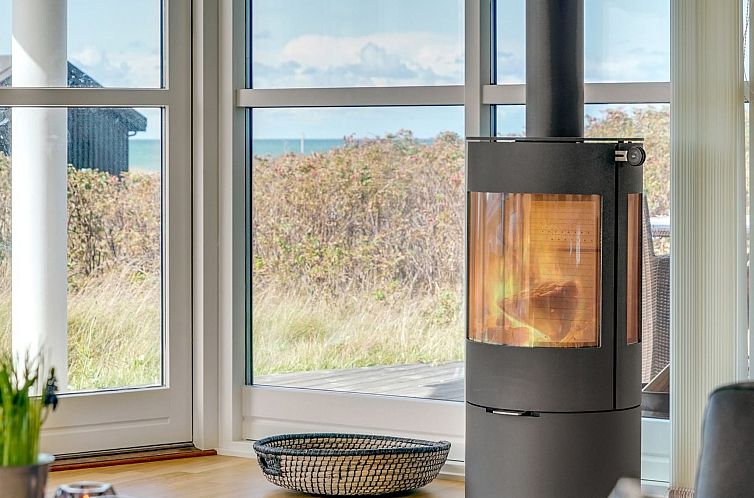 Vakantiehuis "Esma" - 150m from the sea