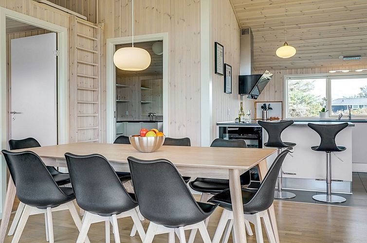 Vakantiehuis "Esma" - 150m from the sea