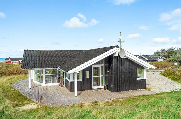 Vakantiehuis "Esma" - 150m from the sea