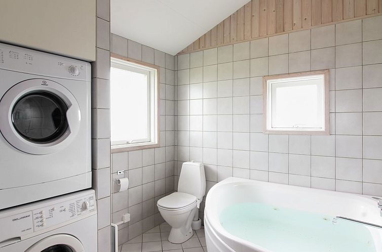 Vakantiehuis "Seniha" - 400m from the sea