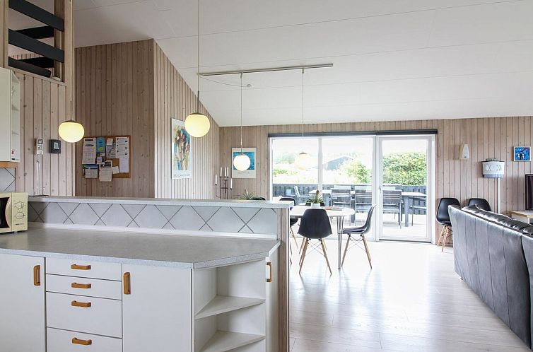 Vakantiehuis "Seniha" - 400m from the sea