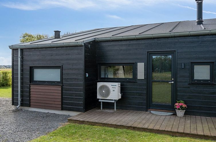 Vakantiehuis "Herdie" - 900m from the sea