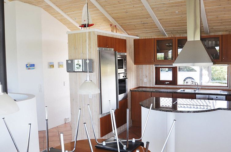 Vakantiehuis "Sigvalda" - 250m from the sea