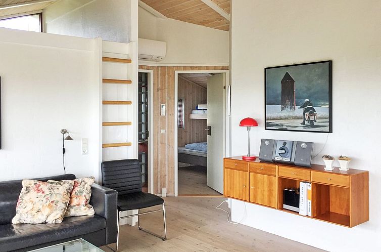 Vakantiehuis "Sigvalda" - 250m from the sea