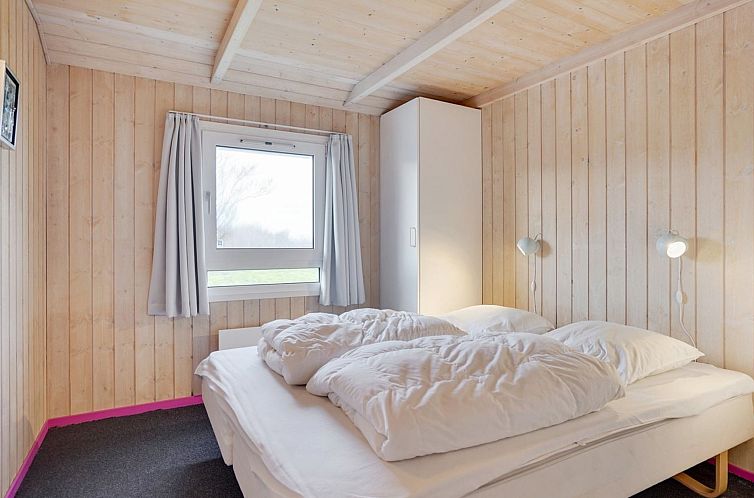 Vakantiehuis "Hava" - 450m from the sea
