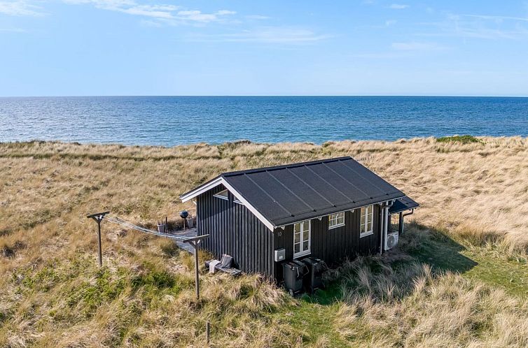 Vakantiehuis "Stintje" - 20m from the sea