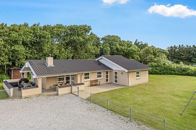 Vakantiehuis "Albina" - 844m from the sea