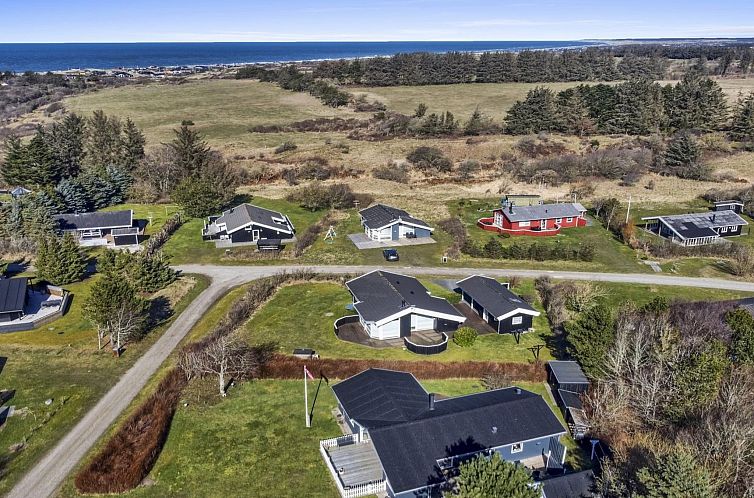 Vakantiehuis "Fridhild" - 875m from the sea