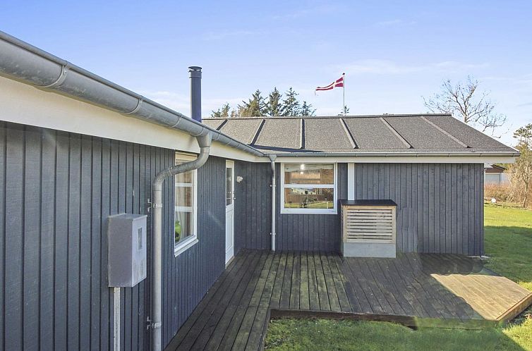 Vakantiehuis "Fridhild" - 875m from the sea