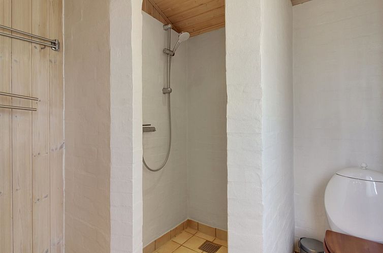 Vakantiehuis "Fridhild" - 875m from the sea