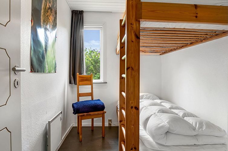 Vakantiehuis "Ensio" - 1.2km from the sea