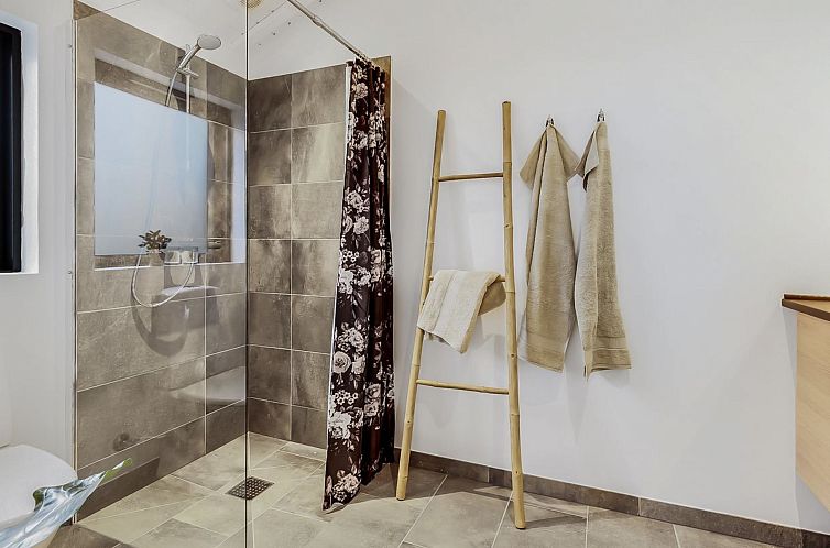 Vakantiehuis "Preben" - 500m from the sea