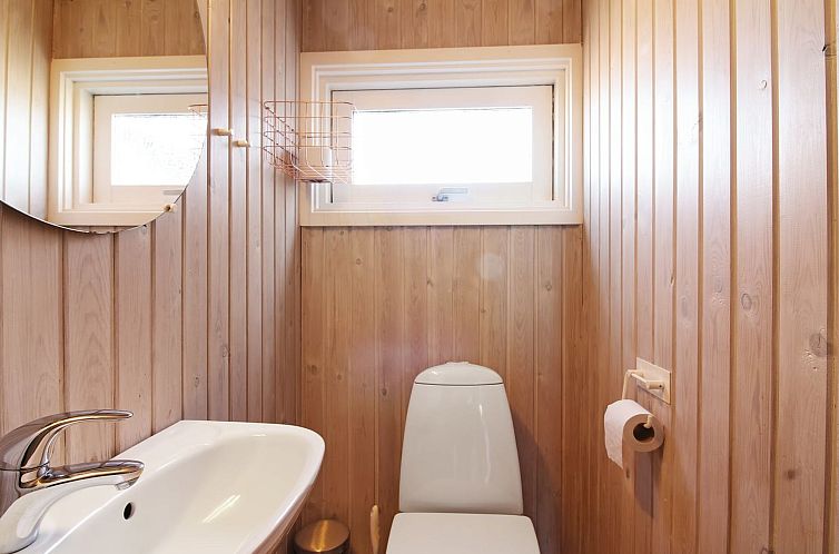 Vakantiehuis "Sixten" - 450m from the sea