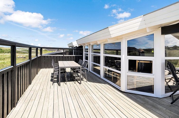 Vakantiehuis "Sixten" - 450m from the sea