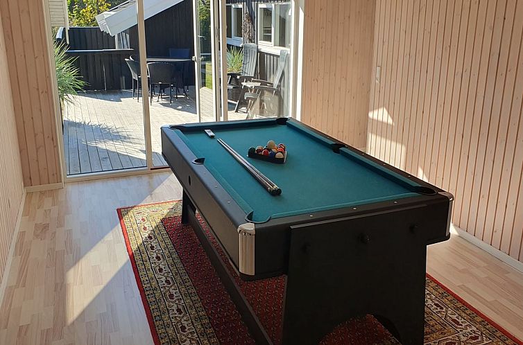 Vakantiehuis "Harriet" - 800m from the sea