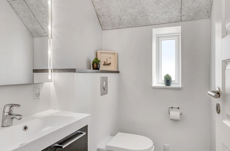 Vakantiehuis "Elisa" - 1.2km from the sea