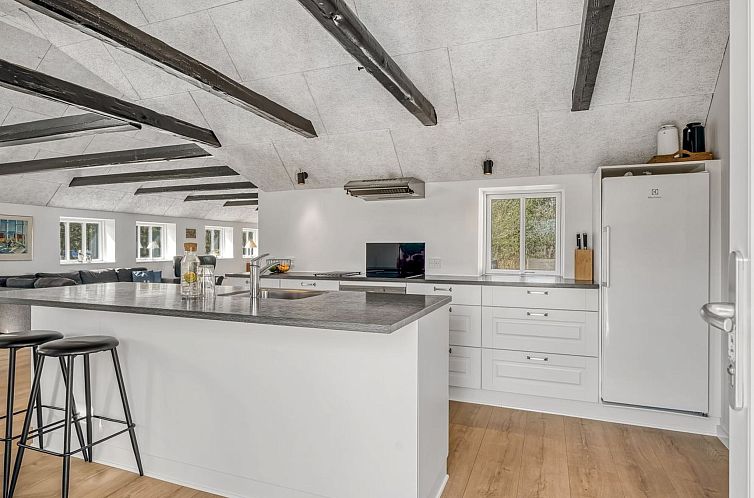 Vakantiehuis "Elisa" - 1.2km from the sea