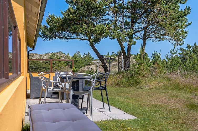 Vakantiehuis "Ola" - 900m from the sea