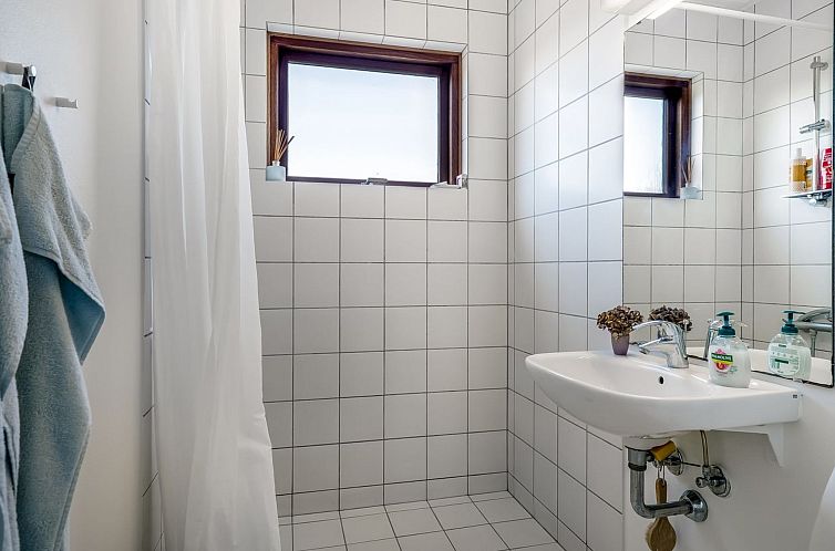 Vakantiehuis "Ola" - 900m from the sea