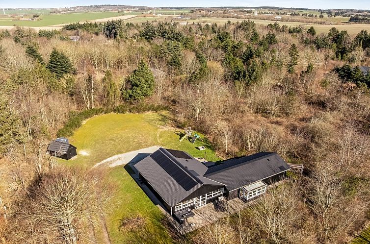 Vakantiehuis "Karmen" - 250m to the fjord