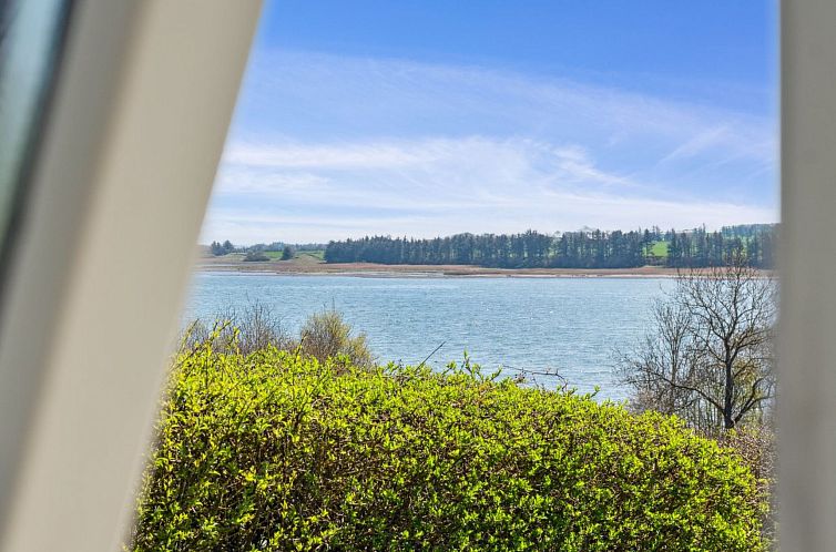 Vakantiehuis "Peetu" - 200m to the fjord