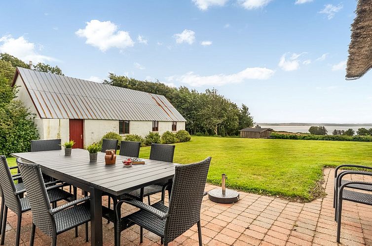 Vakantiehuis "Åsta" - 400m to the fjord