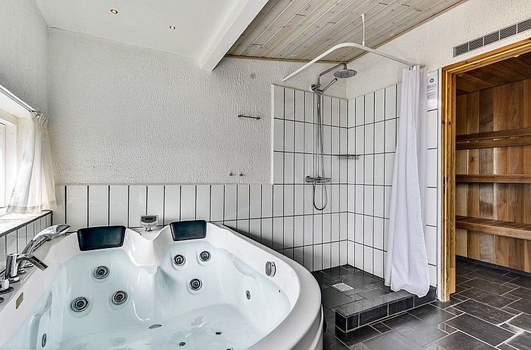 Vakantiehuis "Sylvelin" - 400m to the fjord