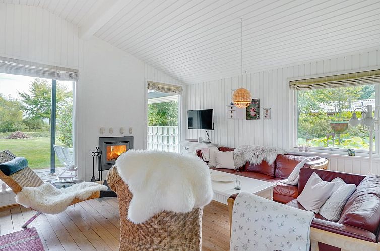 Vakantiehuis "Suoma" - 400m to the fjord