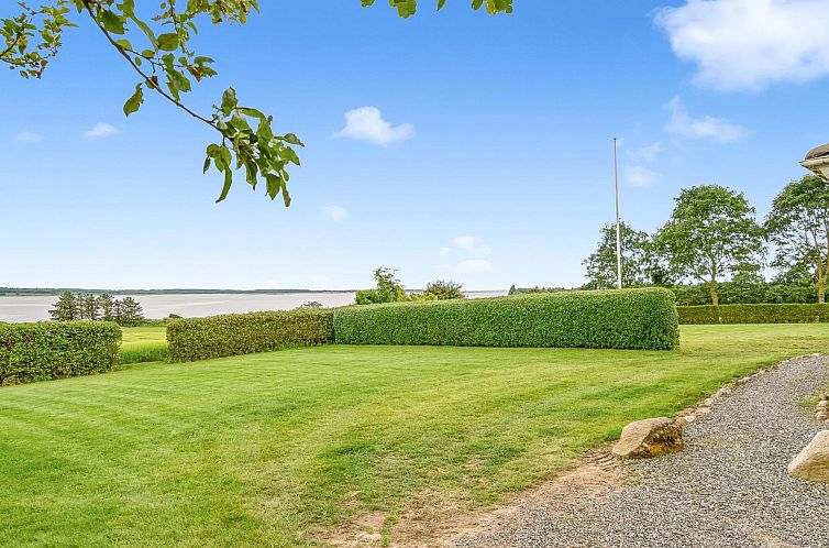 Vakantiehuis "Erja" - 300m to the fjord