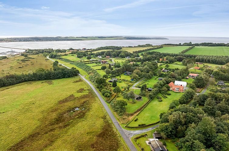 Vakantiehuis "Velika" - 300m to the fjord