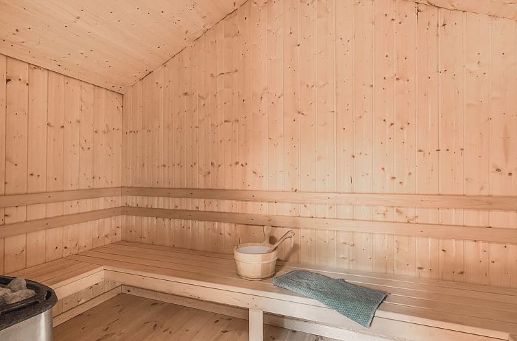 Vakantiehuis "Velika" - 300m to the fjord