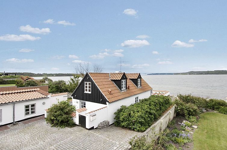 Guest house 0140927 - Holiday property North Jutland - Vakantiehuis "Pauliina" - 10m to the fjord