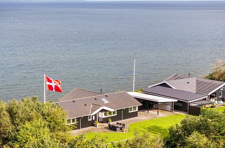 Vakantiehuis "Næwe" - 10m to the fjord