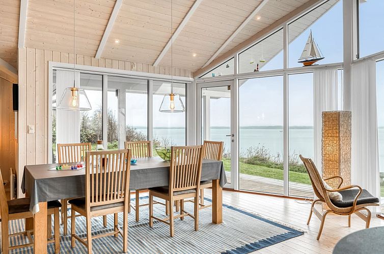 Vakantiehuis "Næwe" - 10m to the fjord