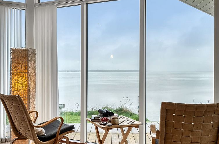 Vakantiehuis "Næwe" - 10m to the fjord