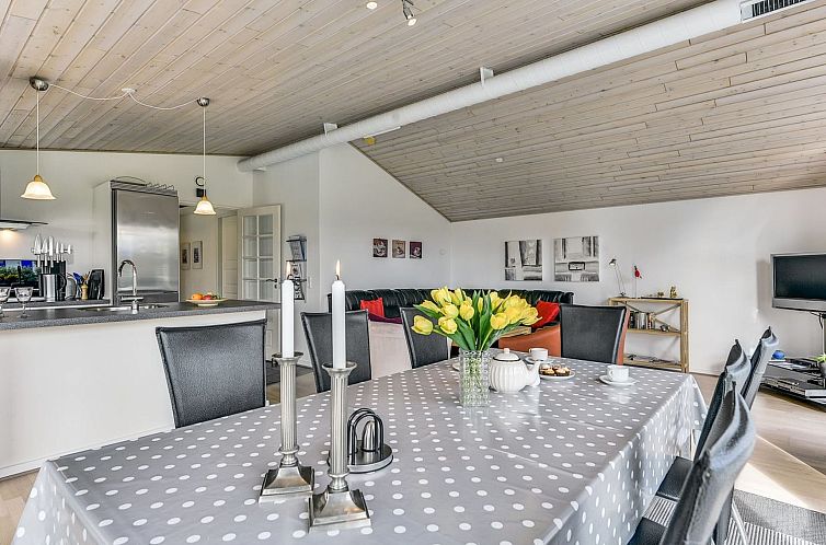 Vakantiehuis "Sylvelin" - 400m to the fjord