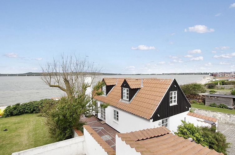 Vakantiehuis "Pauliina" - 10m to the fjord