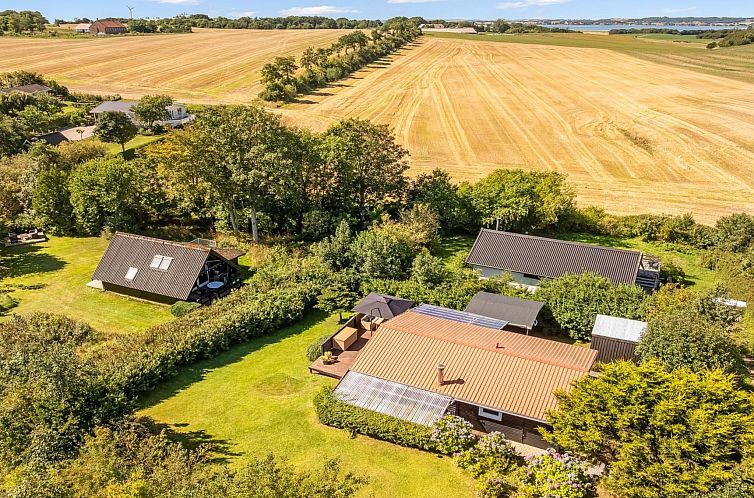 Vakantiehuis "Berner" - 500m to the fjord