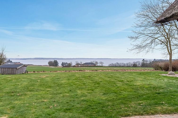 Vakantiehuis "Åsta" - 400m to the fjord