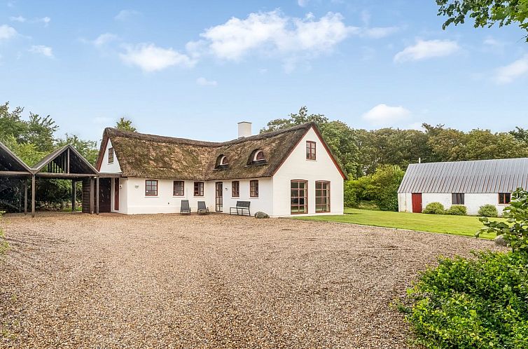 Vakantiehuis "Åsta" - 400m to the fjord