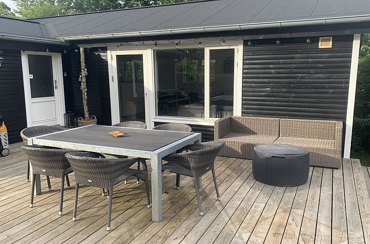 Vakantiehuis "Bjerne" - 250m to the fjord